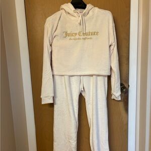 NWT Juicy Couture Womens Cream Sweats Set